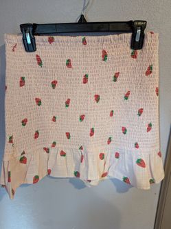 Cotton On Strawberry, Summer Skirt Size Medium