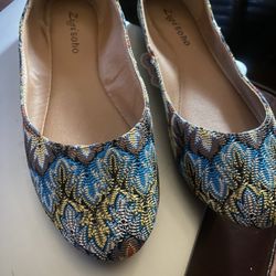 Zigi Soho Women Slide On Flats Multi Color Embroidered Design 6.5