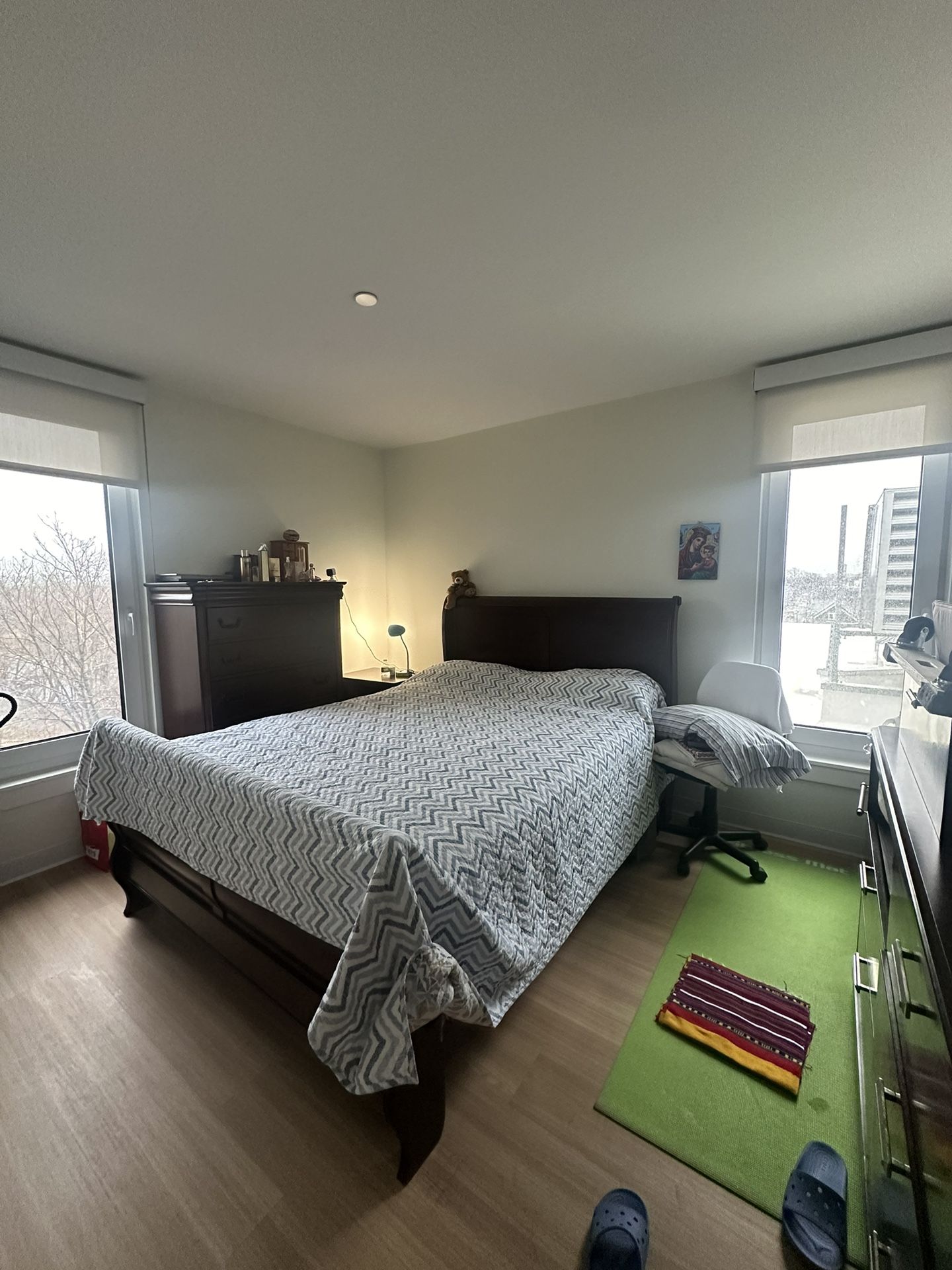 Bed frame & Mattress - Queen