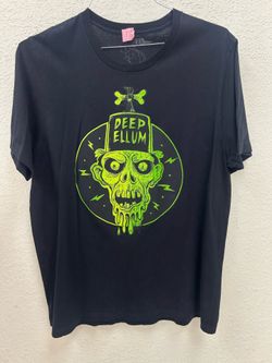 Deep Ellum T-Shirt size XL