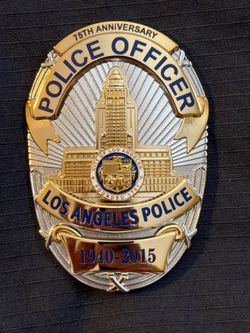 LAPD movie prop badge