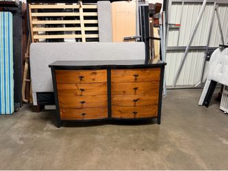 dresser $200