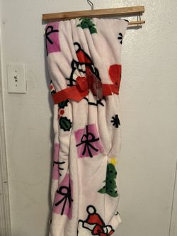 Hello Kitty Xmaz Blanket