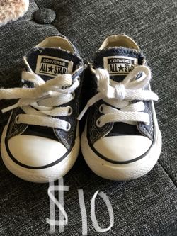 Baby/toddler converse size 4