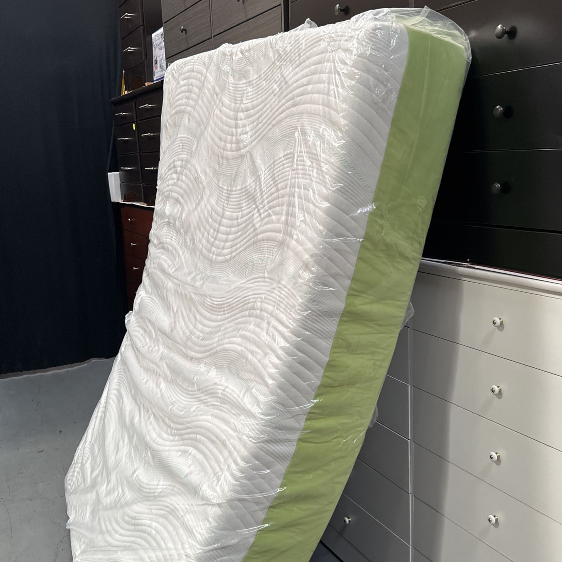 Queen Blue Gel Mattress Memory Foam Slightly Dirty Display Model