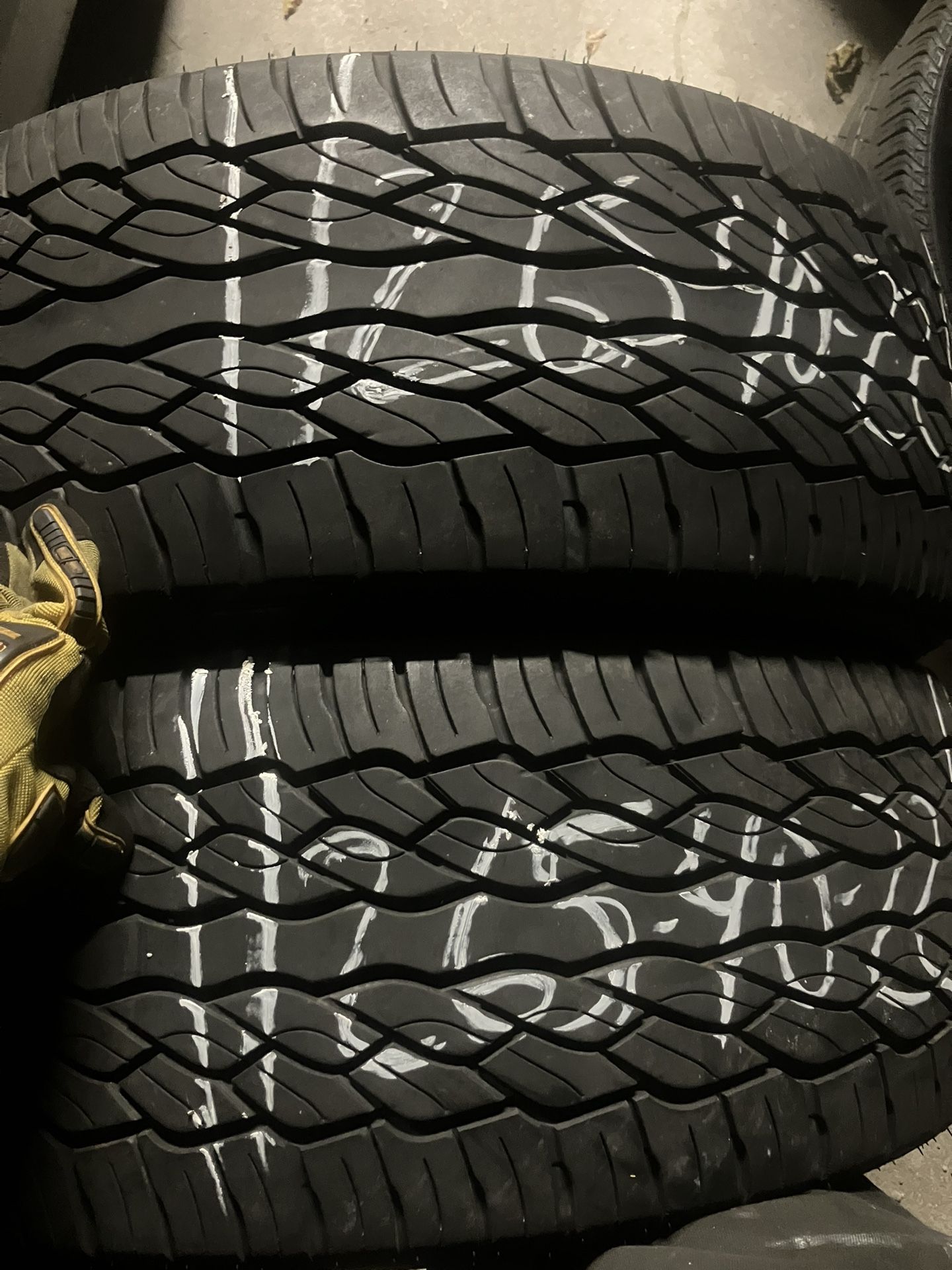 265/40/22 Very Nice Tread