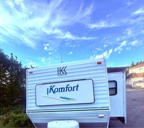 2004 Keystone komfort