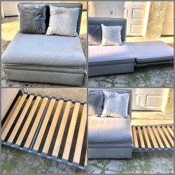 Chair / Sleeper Bed
