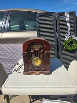 Antique Old Radio