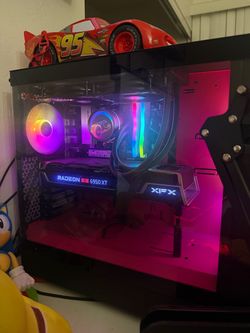 Custom Gaming PC with XFX Radeon RX 6950 XT