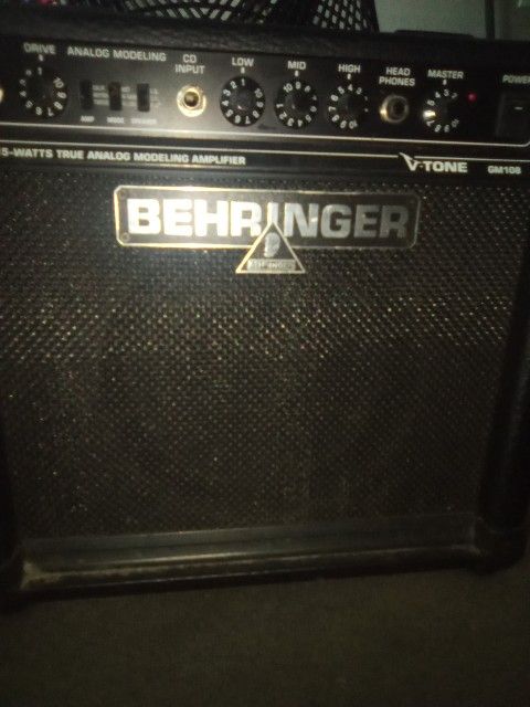 Behringer Guitar Amp 15 Watt