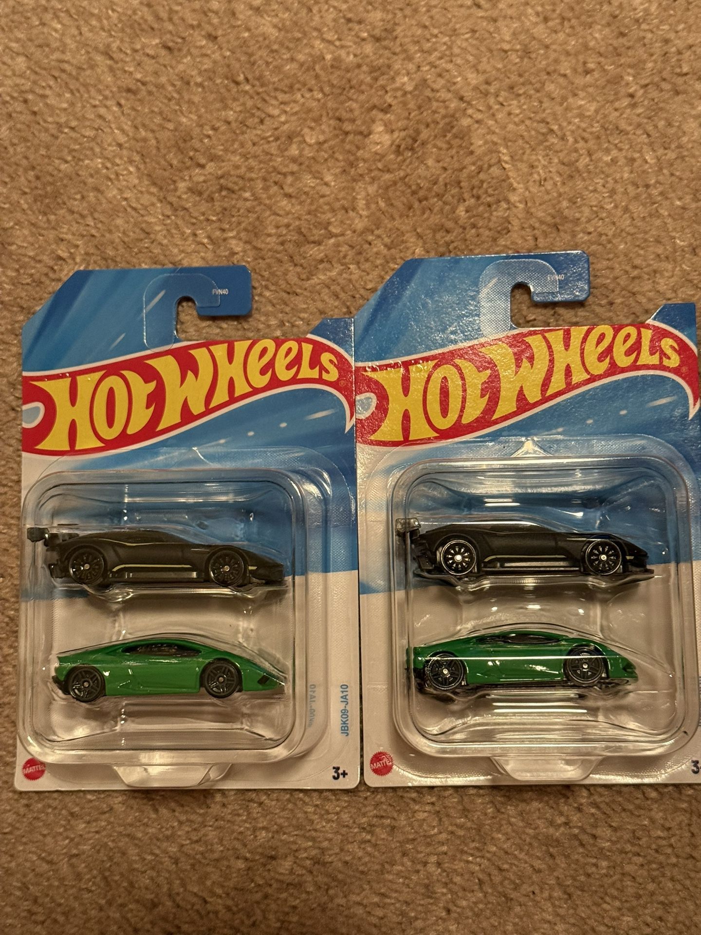 2025 Hot Wheels Aston Martin Vulcan Lamborghini Huracan 610-4 2 pack