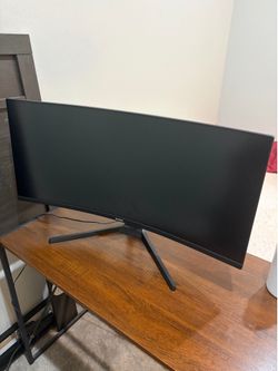 curved ultrawide monitor
