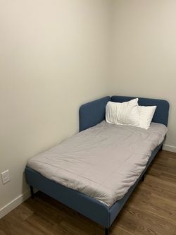 Ikea Blåkullen Twin Daybed, Navy Blue + Mattress