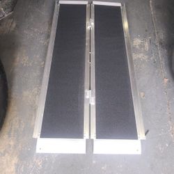5FT Ramp Wheelchair Ramp Foldable Handicap Ramp 