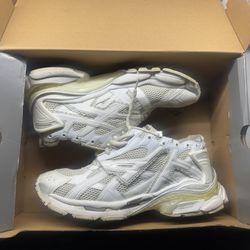 Balenciaga Runner Shoes 