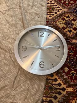 Clock ￼