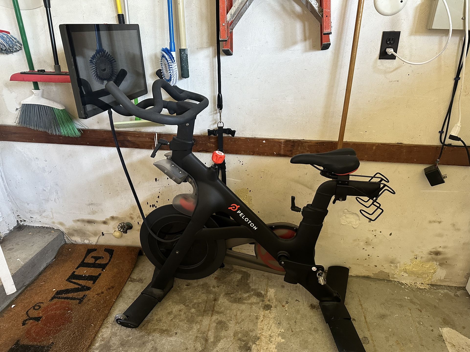 Peloton bike 2nd gen (2018)