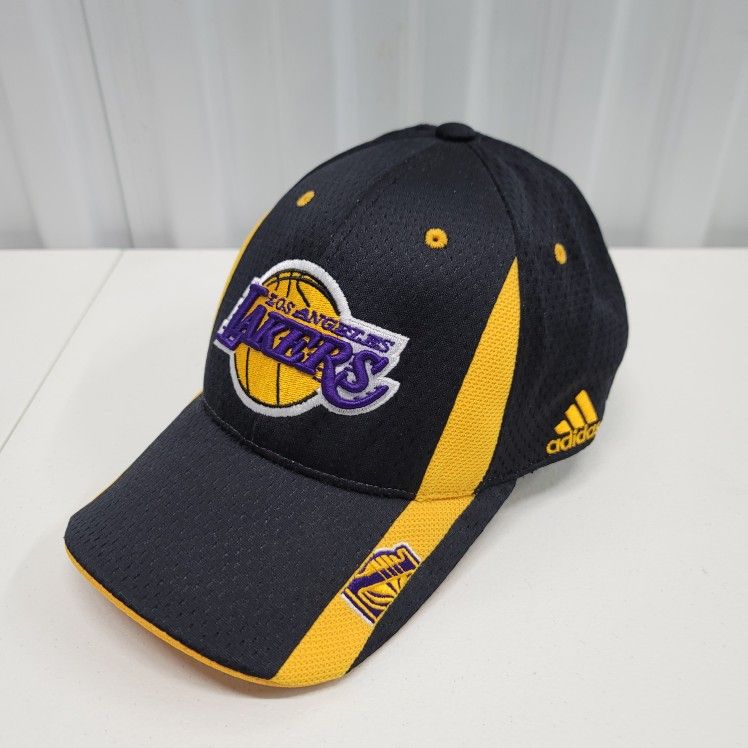 Los Angeles Lakers NBA Adidas Men's Hat Cap Stretch Back Flex Fit Size S/M