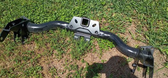 Hitch $80 in combes tx