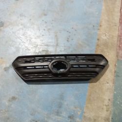 2025 Toyota RAV4 Front Grille OEM 