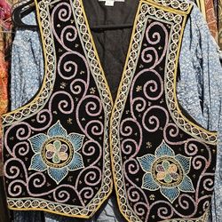 Carol Horn Embroidered Vest - Women's LG