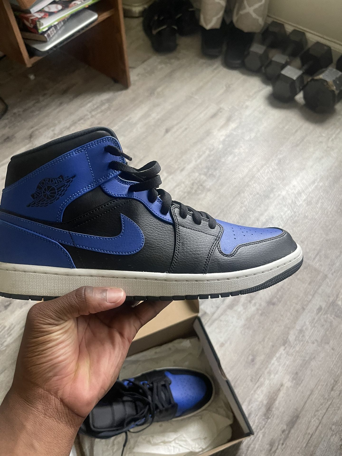 jordan 1 mid