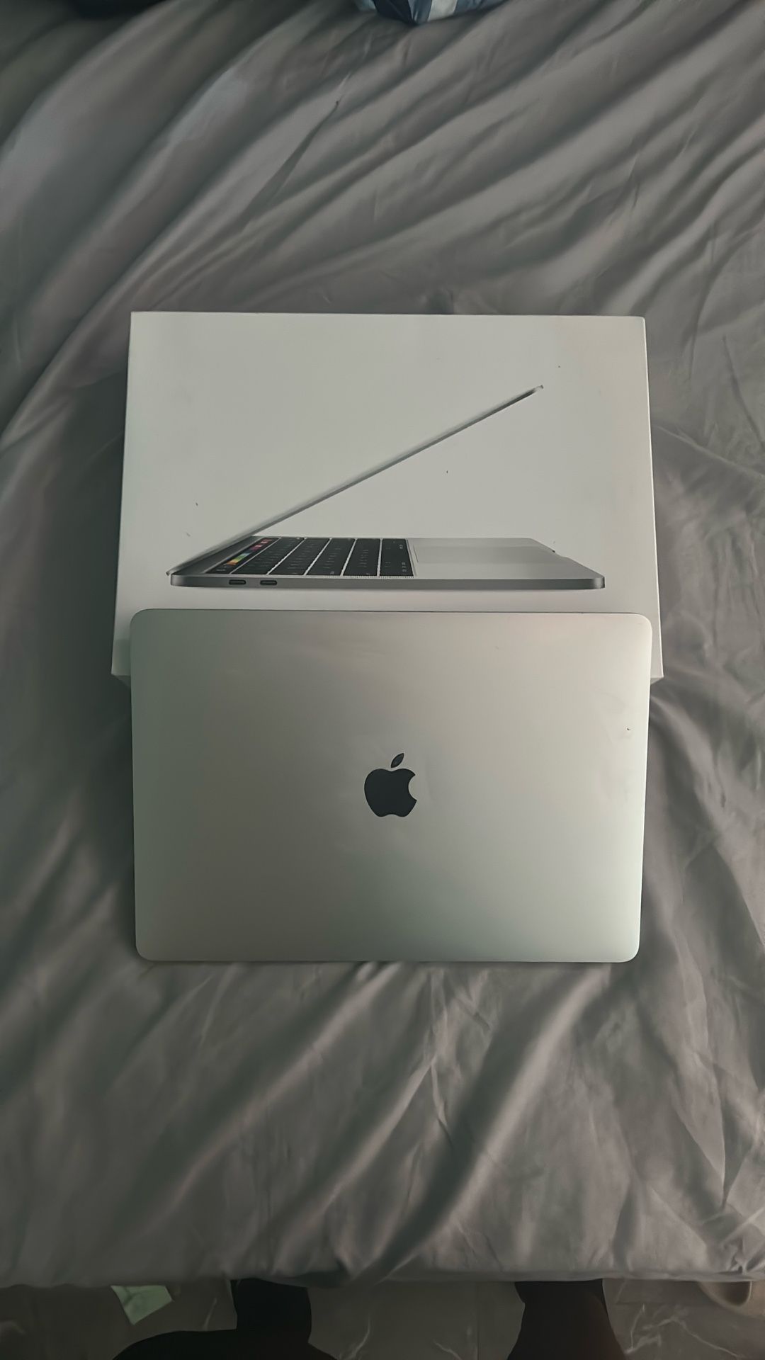 MacBook Pro 13-inch