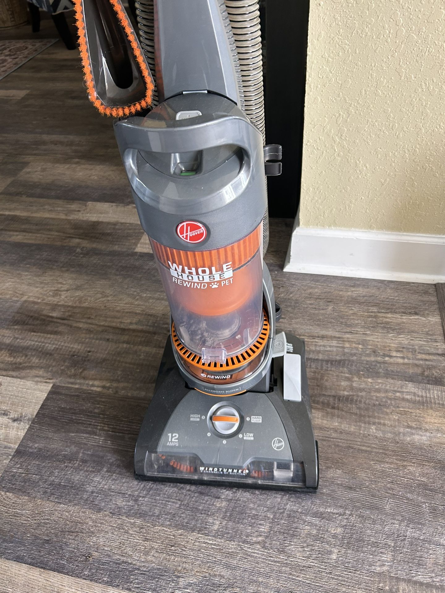 Hoover Wind Tunnel Vacuum   