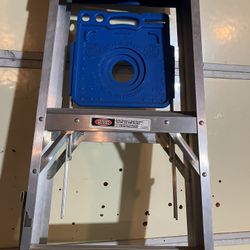 Werner 6 Ft Aluminum Step Ladder (like New)