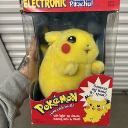 VINTAGE 1999 ELECTRONIC Pikachu