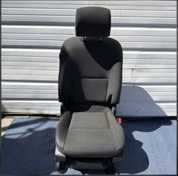 Nissan NV200 Front Passenger Seat with Mounting Rails & Fold-Flat Backrest (2013-2021)