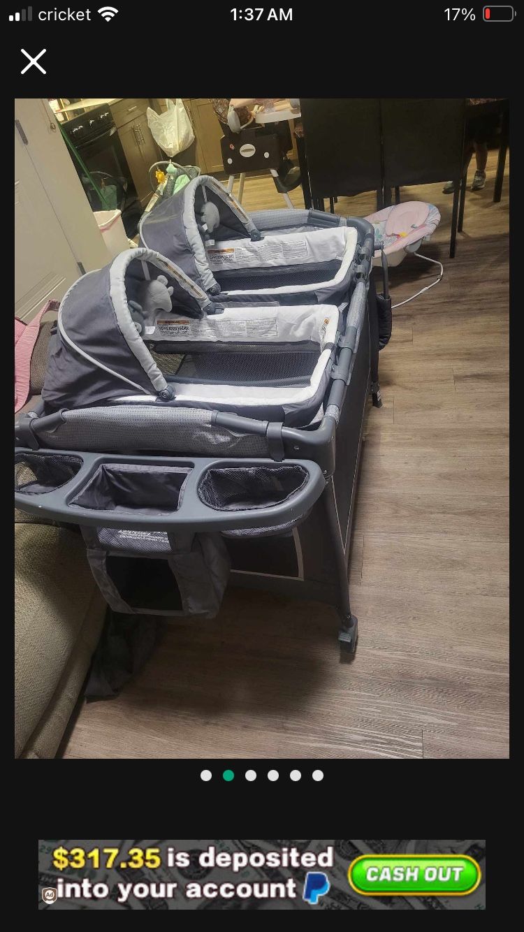 Baby deluxe pack and play twin play pen am bassinet changing table in all one