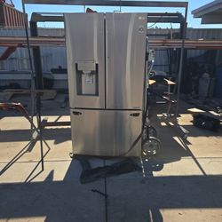 LG REFRIGERATOR 