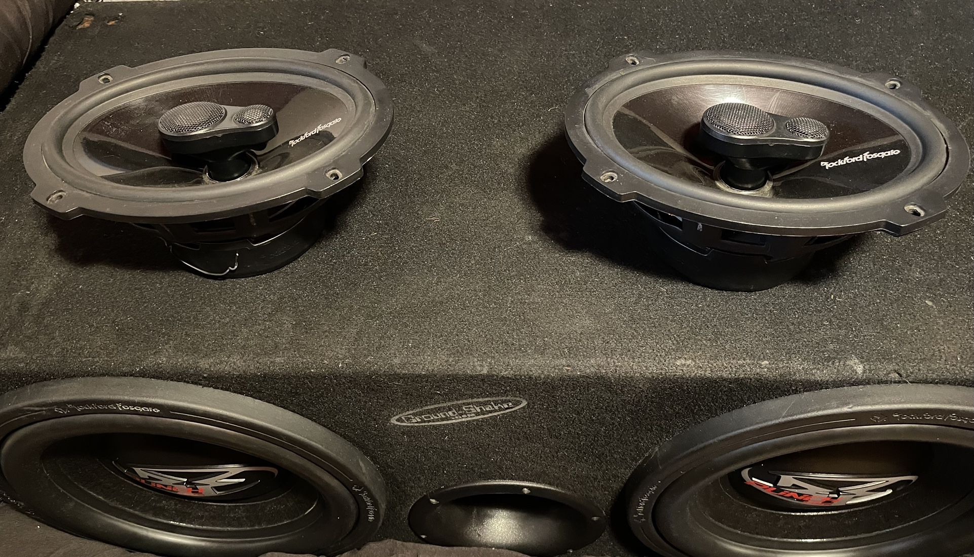 212” Rockford Fosgate Hx2 Punch Subwoofers W/ 26/9” Prime Rockford
