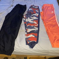 L-XL sweats/ joggers bundle