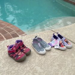 Girls Shoes. 