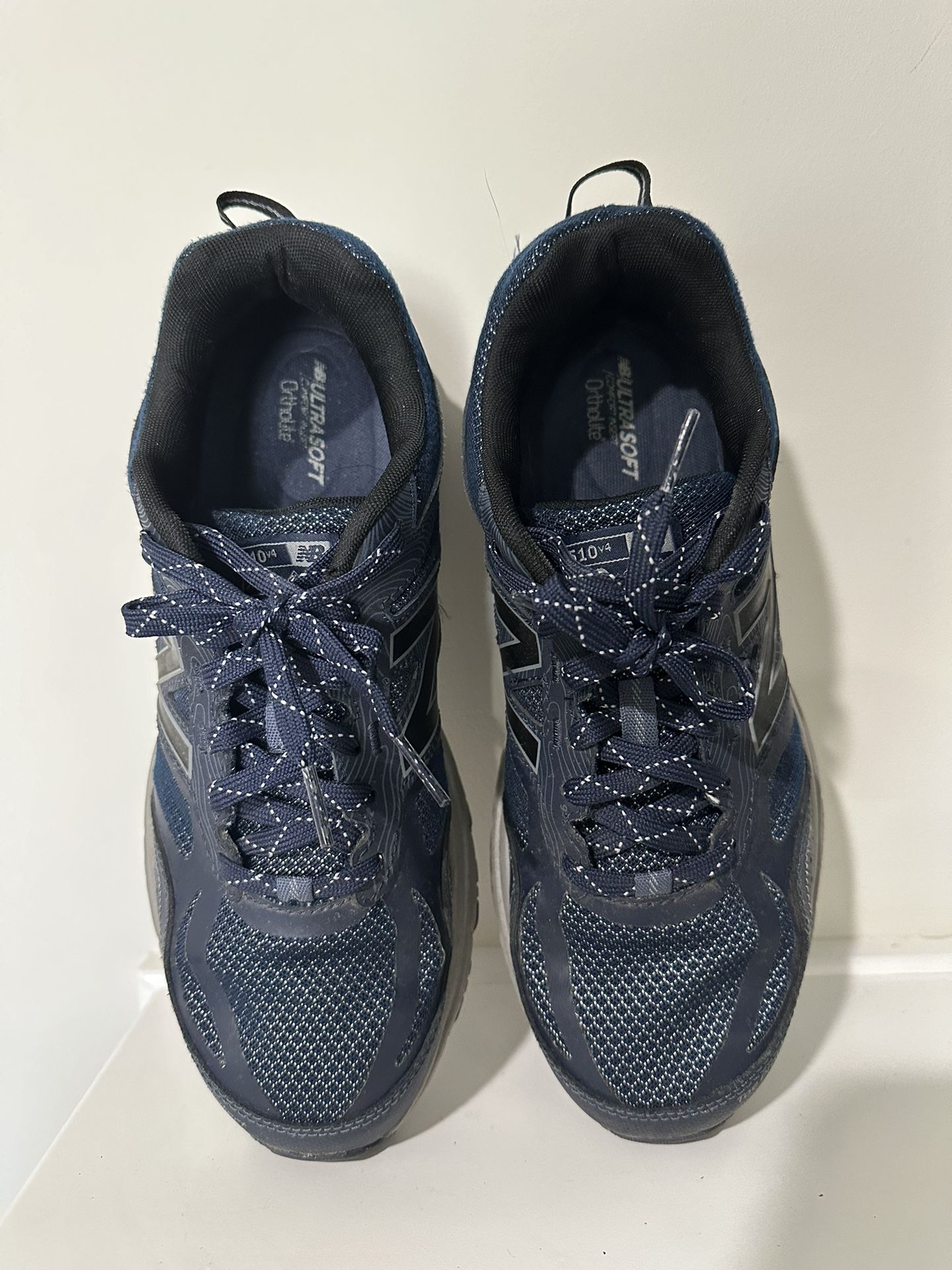 New Balance Tennis Shoes