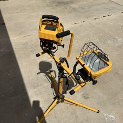 🔥 FOR SALE: Luminary Adjustable Standing Work Light – Bright, Reliable & Built to Last! 🔧 