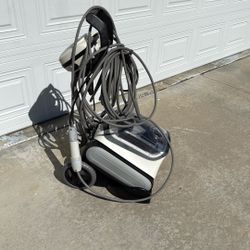 Jacuzzi JRX Robotic Pool Cleaner