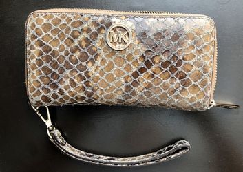 Michael Kors Snake Skin Wristlet wallet