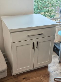 White 30" inch cabinet