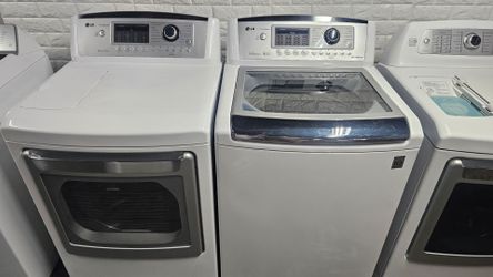 Great working super capacity LG washer and dryer set