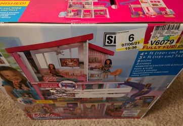 Barbie Dreamhouse Dollhouse with Wheelchair Accessible Elevator, Pool