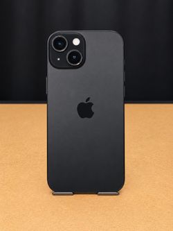 Apple iPhone 15 - 128GB - AT&T CARRIER