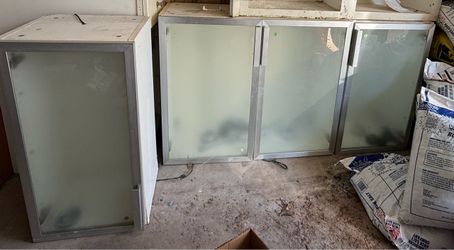 Kitchen cabinets