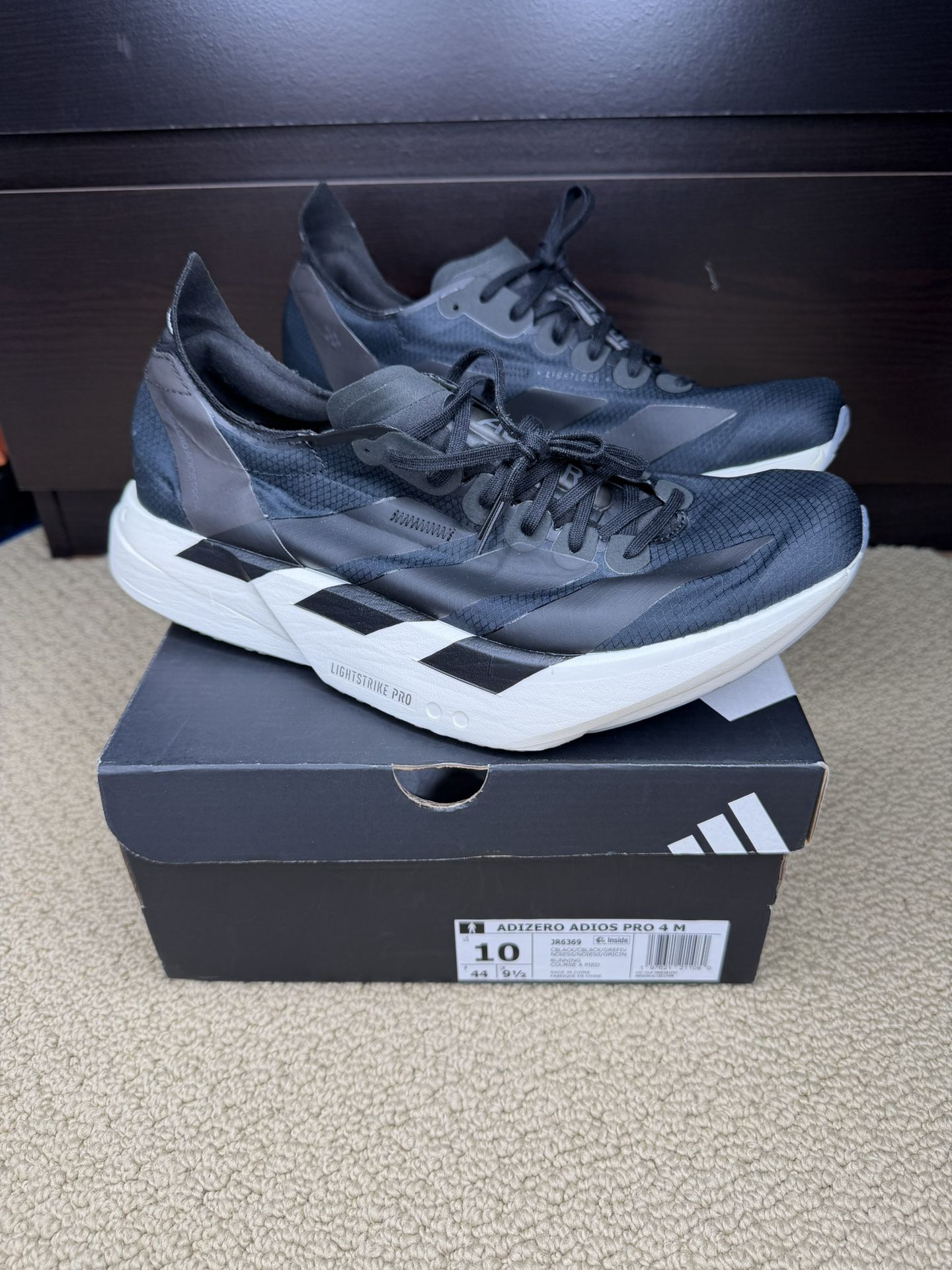 PRICE FIRM Adidas Adizero Adios Pro 4 M Running Shoes JR6369 (Men’s Size 10)