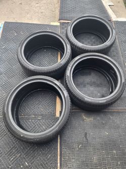 4 Pirelli P Zero all-season tires 275 35 20