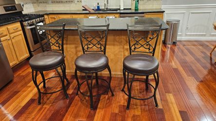 Kitchen Island Bar Stools
