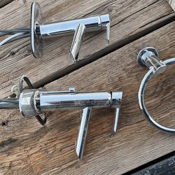 Bathroom Vanity Faucets